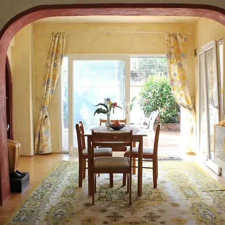 Casa Laura Holiday home *